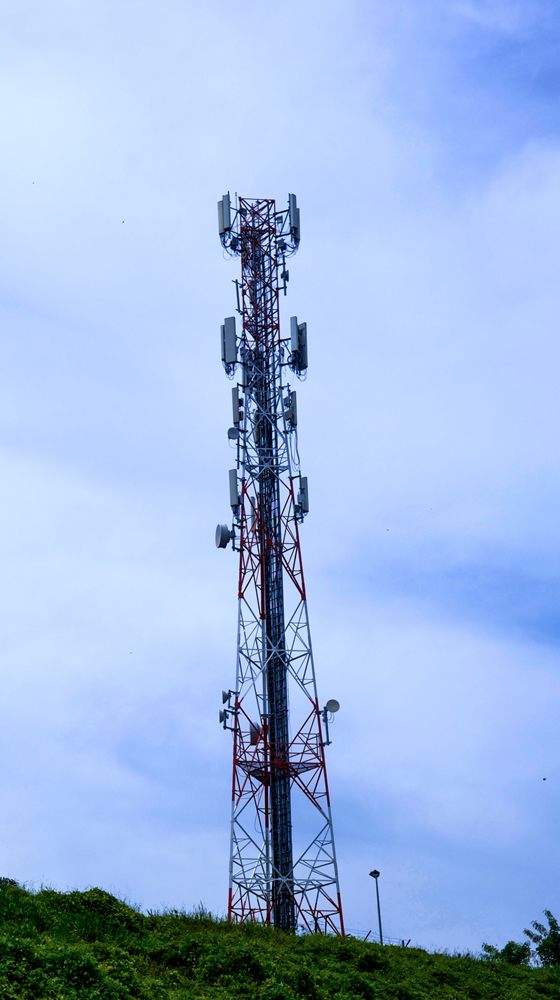 Latar2 Verticom 1000